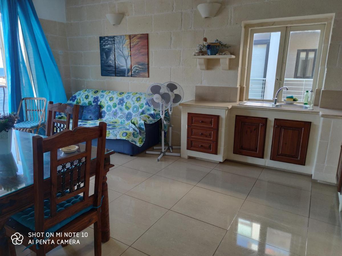 Seafront Two Bedroomed Apartment In Marsalforn מראה חיצוני תמונה