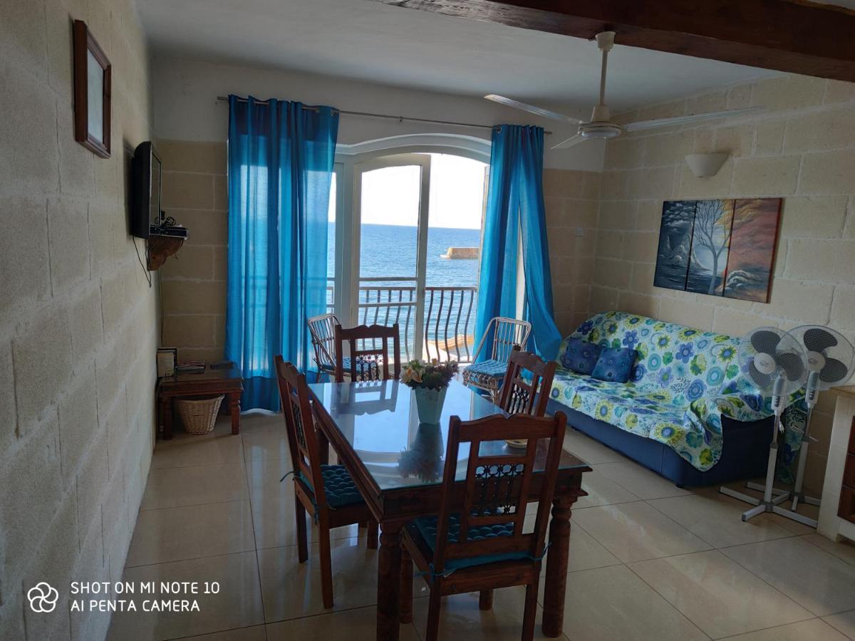 Seafront Two Bedroomed Apartment In Marsalforn מראה חיצוני תמונה