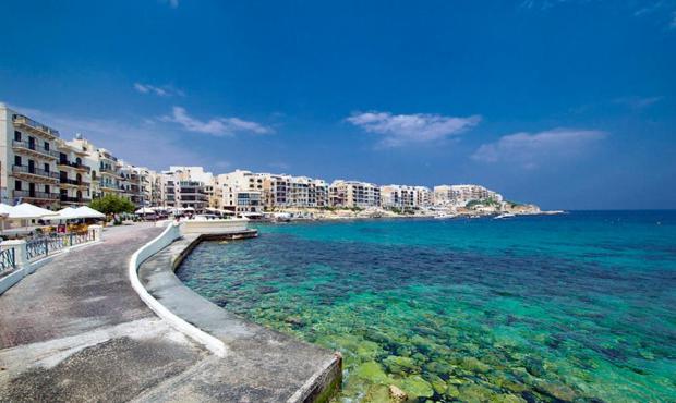 Seafront Two Bedroomed Apartment In Marsalforn מראה חיצוני תמונה